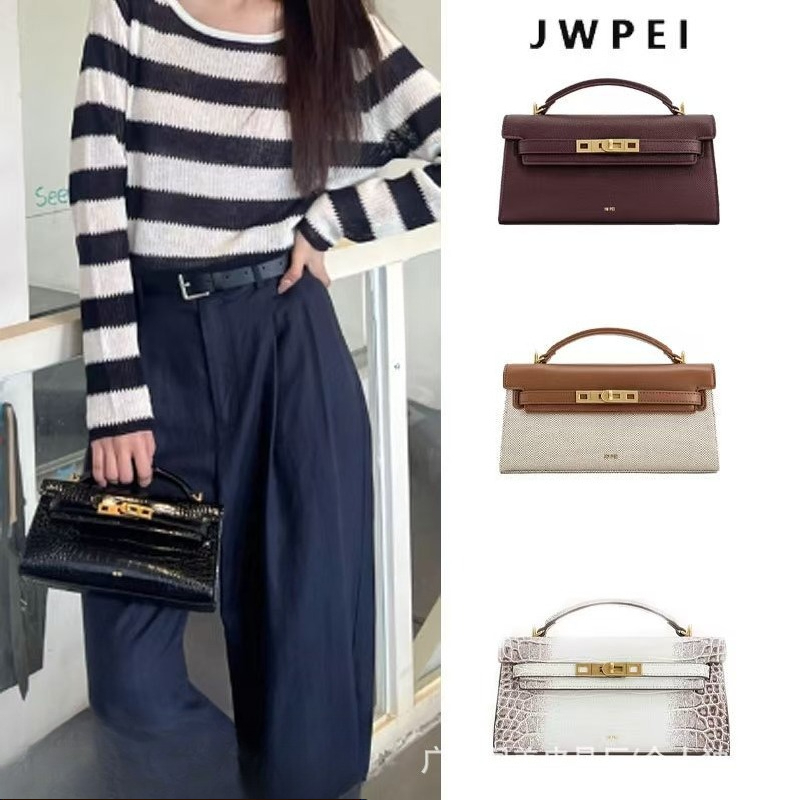 JW PEI Handbag, Crocodile Patt - Women Bags Jw Pei 评论和价格