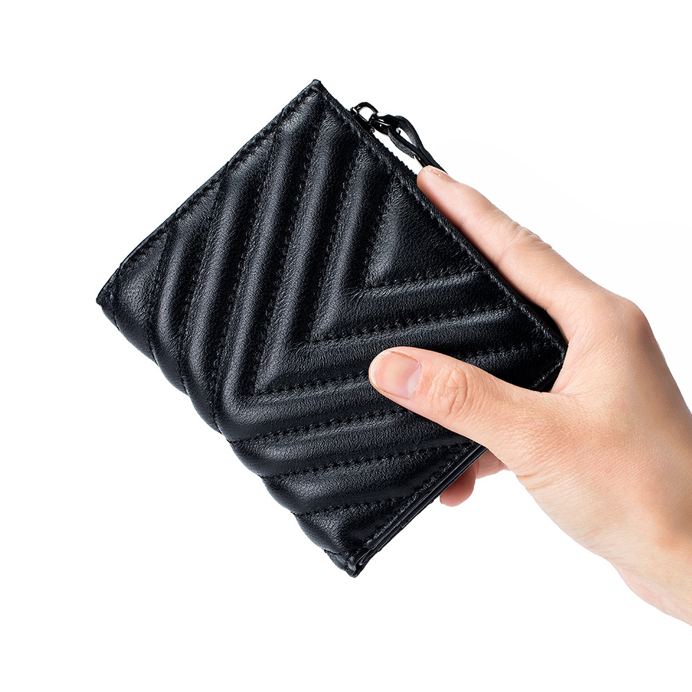 Genuine Sheepskin Luxury Quilt - Women Bags Flipkart 评论和价格
