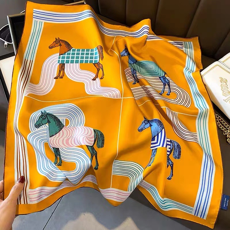 Zebra Print Silk Small Square  - Women'S Bags Holiday 评论和价格