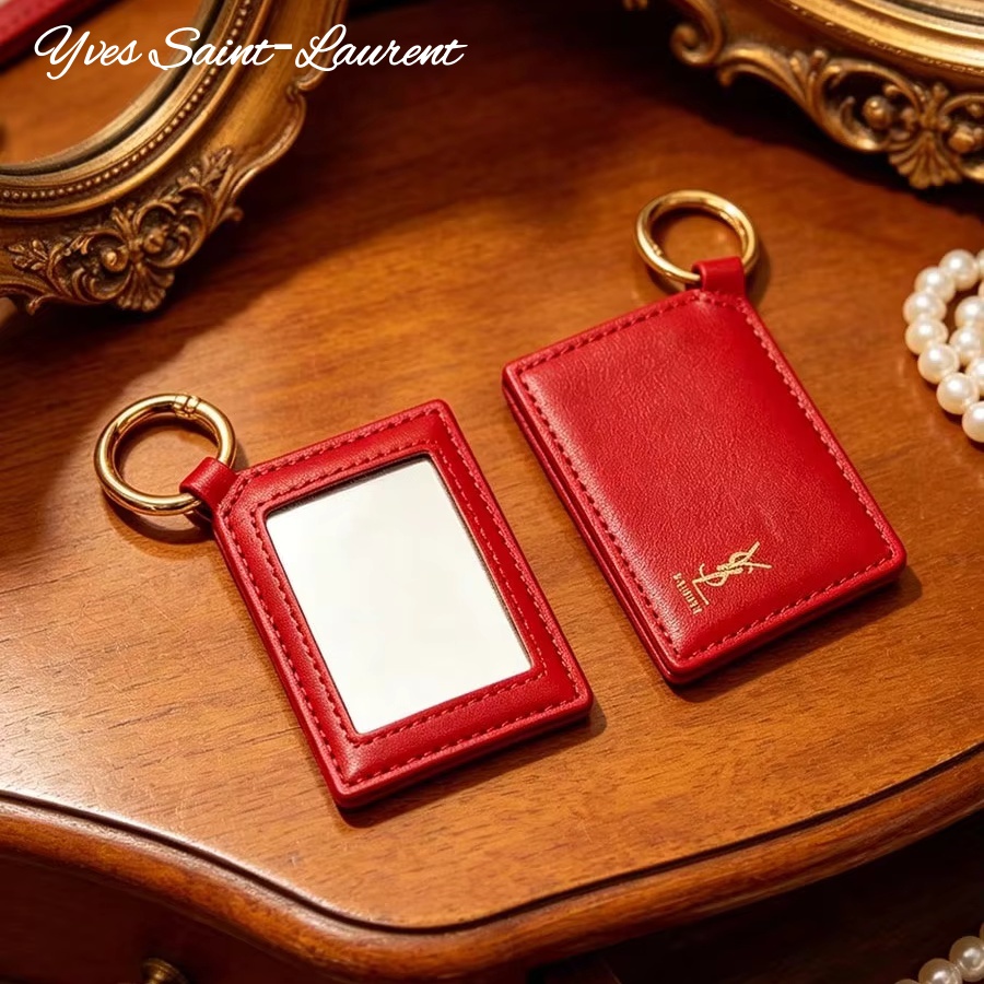 YSL  Red Leather Square Mini P - Women'S Bags Holiday 评论和价格